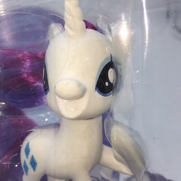 My Little Pony MLP Rarity White Purple Mane & Tail Hasbro New in Package - Picture 7 of 9